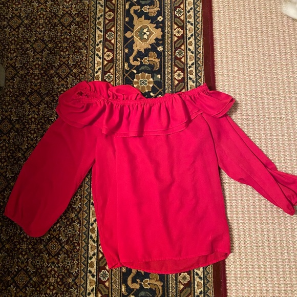 clothes - Picture 10 of 10